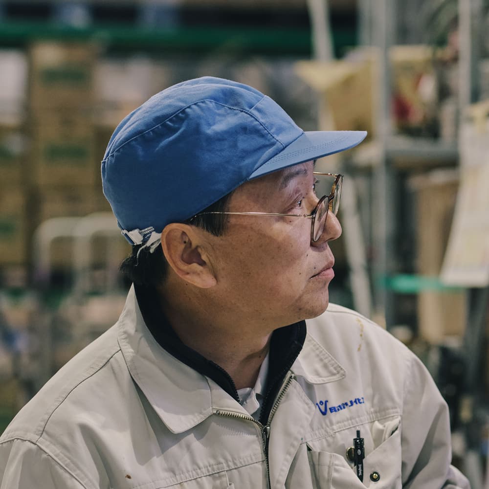 製造部 課長 西川